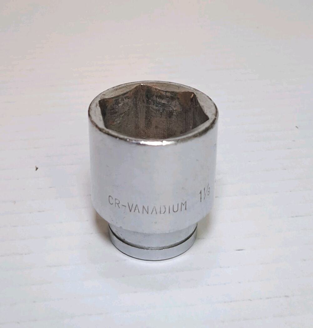 CR-V Vanadium 6 Point 1-1/8 Socket 1/2 Inch Drive Chrome Steel Automotive Tool